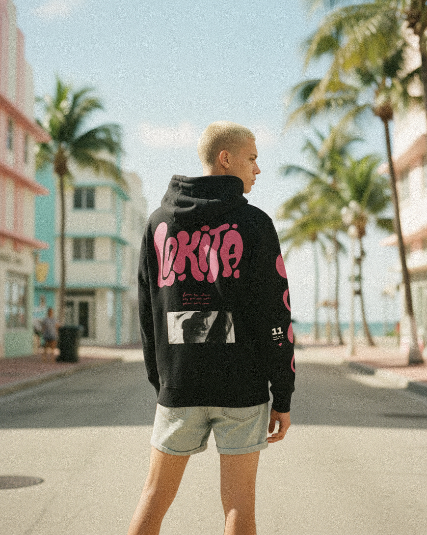 Limited edition Yeliana clothing piece from the tour.